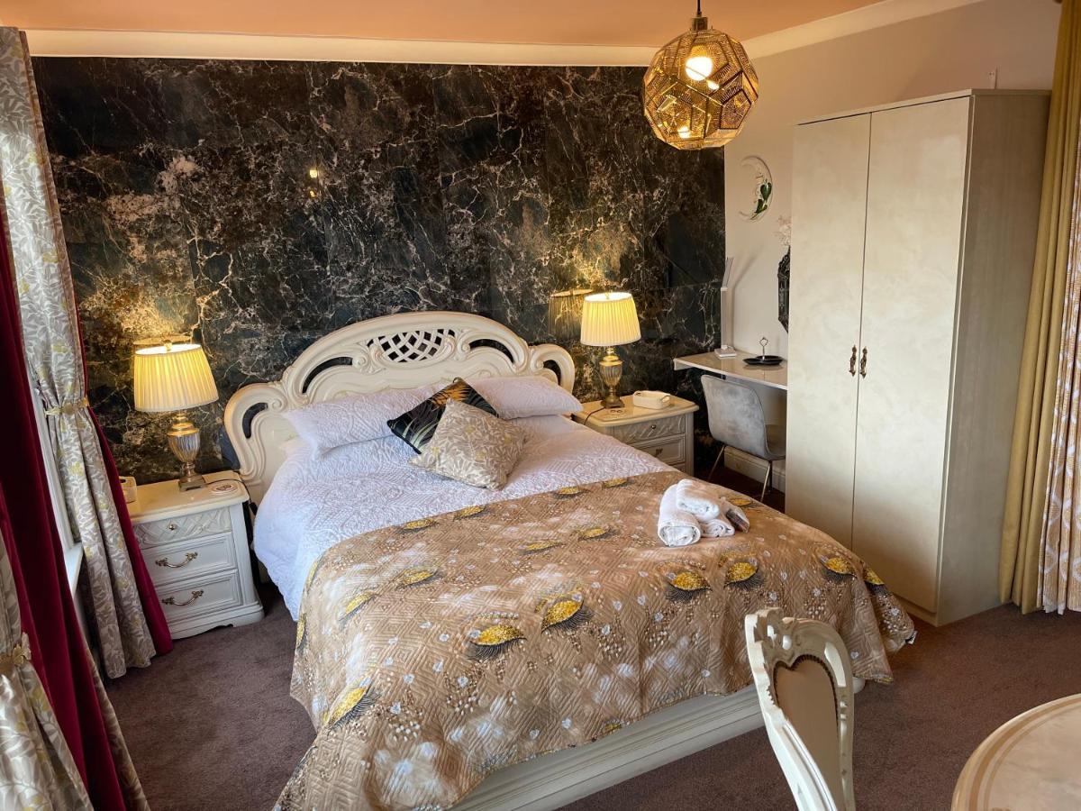 "The Italian" Seafront Apartment Eastbourne Ngoại thất bức ảnh